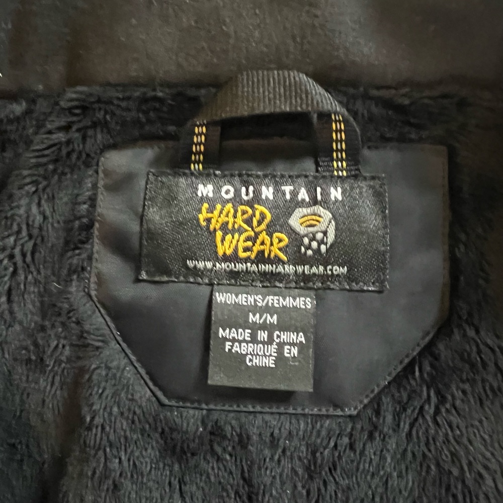 Ski jacket and pants almost new worn a few times. small lots and side zippers.